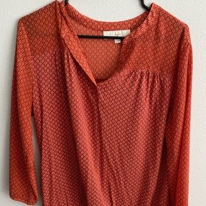 Anne Taylor Pull over Blouse
